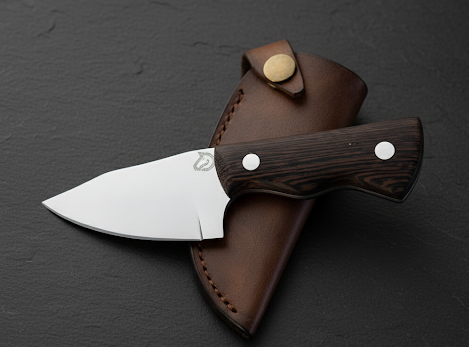 The "Fin" Knife by Burning Stables