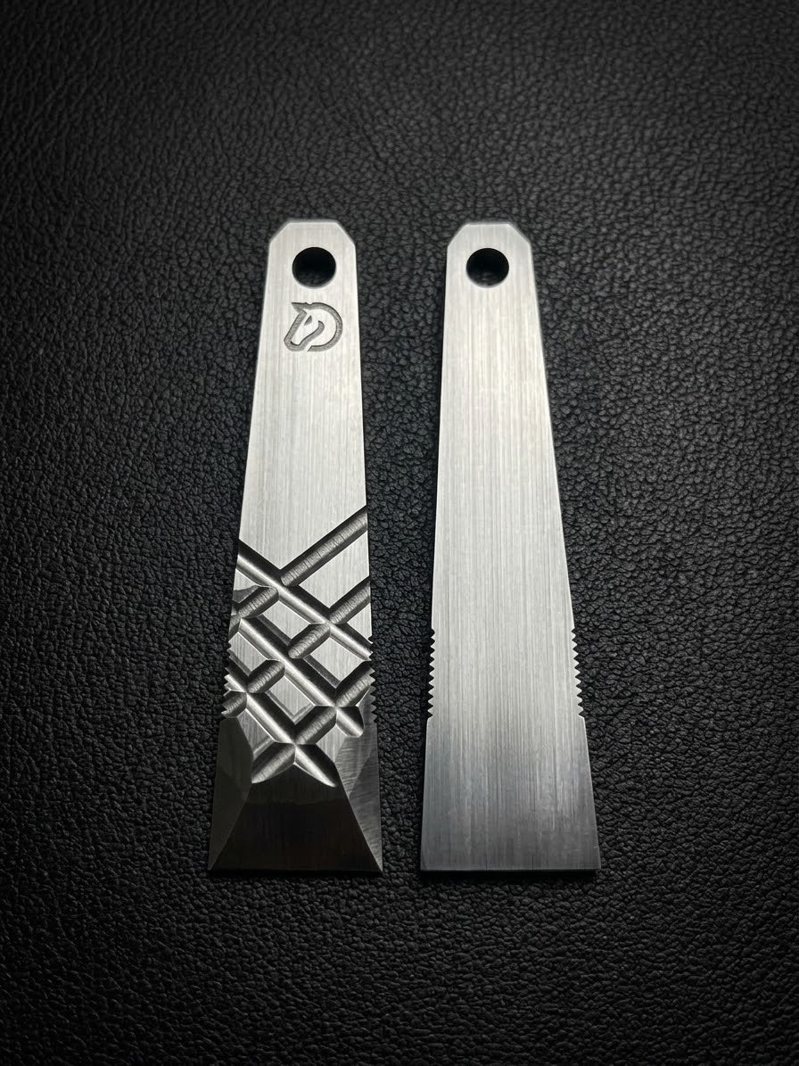 Hand Forged EDC Pry Bar – Pop's ProCut & 80CrV2 Core (3.75" × 1") San Mai