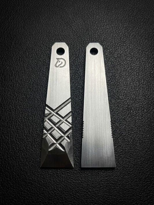 Hand Forged EDC Pry Bar – Pop's ProCut & 80CrV2 Core (3.75" × 1") San Mai